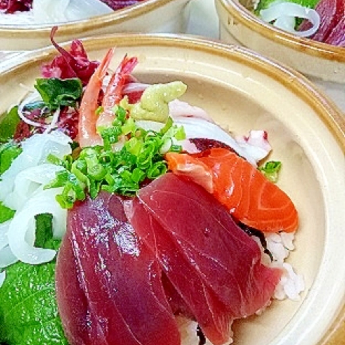 一人前刺身盛合わせでコスパ海鮮丼 レシピ 作り方 By Suzhoutomo 楽天レシピ 一人前刺身盛合わせでコスパ海鮮丼 レシピ 作り方 By Suzhoutomo 楽天レシピ